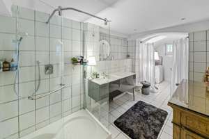 Property thumbnail 30