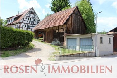 Fachwerk-DHH, Scheune und Doppelgarage - zentrale Lage