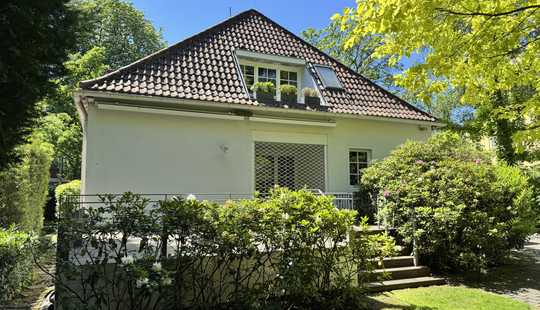 Bild von Exklusive Villa in unwiderstehlicher Lage in Frankfurt-Sachsenhausen – zwischen Kennedyallee und Uni