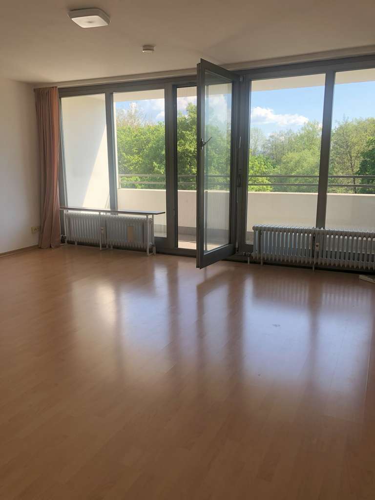 Helles 1-Zi.-Appartment mit Lift, Balkon und Einbauküche, in bezugsfertigem Zustand