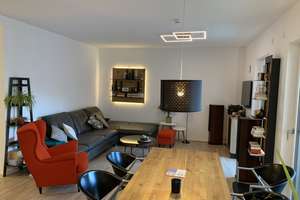 Neuwertige 3-Zi-Wohnung mit Balkon zum Innenhof, TG & Designküche - 5 Min zum HBF