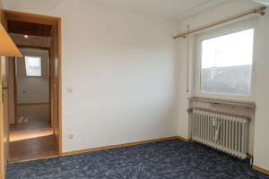 Sonnige Dachgeschoss-Oase mit PV-Anlage und Balkon – Die vollständige Adresse der Immobilie erhältst du vom Anbieter., 73614 Schorndorf – Vorschaubild 14