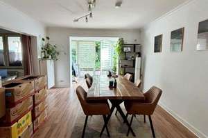 moderne 2,5 Zimmer-Wohnung mit Wintergarten, Terrasse und großem Garten ab dem 01.12.26 zu vermieten