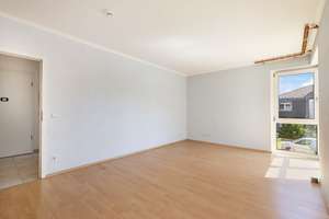 Viel Raum zum Entfalten: Helle Wohnung mit viel Potenzial und Stellplatz – Die vollständige Adresse der Immobilie erhältst du vom Anbieter., 12621 Kaulsdorf, Berlin – Vorschaubild 8