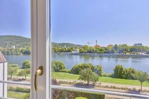 Wohnen in erster Reihe: Repräsentative Stadtvilla direkt am Neckar in HD-Neuenheim – Die vollständige Adresse der Immobilie erhältst du vom Anbieter., 69120 Neuenheim, Heidelberg – Vorschaubild 32