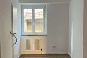 Schönes und renoviertes 1-Zi. Apartment, Stuttgart-Europaviertel, 12m², EBK, Möblierung möglich