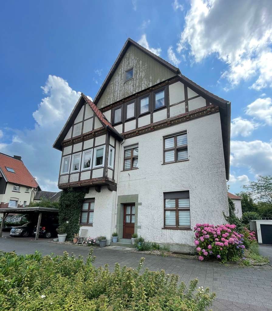 Viel Platz für Ideen: Dreifamilienhaus mit Nebengebäude***in Rietberg