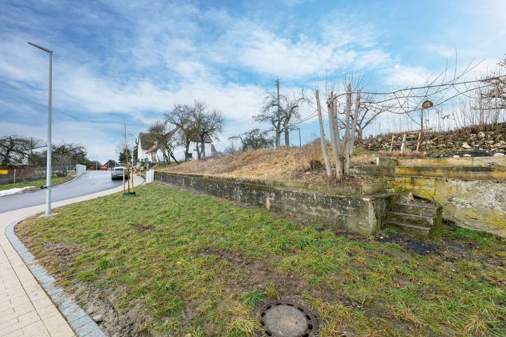 Immobilie in Blaubeuren - Gestalten Sie Ihr neues Zuhause nach eigenen Vorstellungen - Bild 1