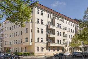 Großzügiger Grundriss, Südbalkon, ruhige Lage – ansehen lohnt sich! – Die vollständige Adresse der Immobilie erhältst du vom Anbieter., 10707 Wilmersdorf, Berlin – Vorschaubild 1
