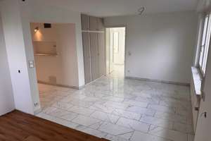 Großzügige und helle 5,5-Zimmer-Wohnung mit Wintergarten, EBK und Garten - wie EFH – Die vollständige Adresse der Immobilie erhältst du vom Anbieter., 70563 Heerstraße, Stuttgart – Vorschaubild 8