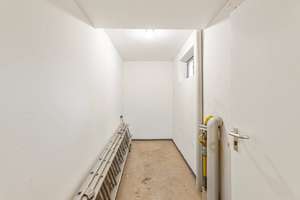 Architektonisches Highlight mit hohen Decken, Sonnenterrasse und fantastischem Neckarblick – Die vollständige Adresse der Immobilie erhältst du vom Anbieter., 69118 Schlierbach, Heidelberg – Vorschaubild 24