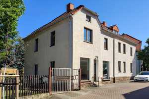 Gepflegtes Wohn- und Geschäftshaus mit vielen Gestaltungsmöglichkeiten, Kamin, Garagen & Garten – Leipzig (Kreis) – Vorschaubild 2