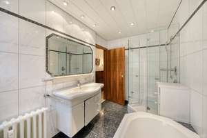 Property thumbnail 12