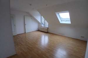 schöne Dachgeschß-Wohnung in AC-Haaren – Akazienstraße 45, 52080 Haaren, Aachen – Vorschaubild 4