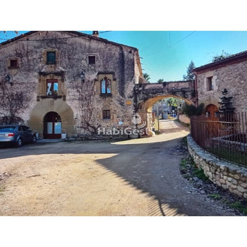 Rustikales Haus zum Verkauf in Anglès