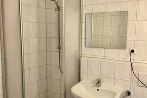 Schwabingen: freie 2 Zimmerwohnung mit Loggia und Küche – Schleißheimer Straße 126, 80797 Neuschwabing, München – Vorschaubild 7