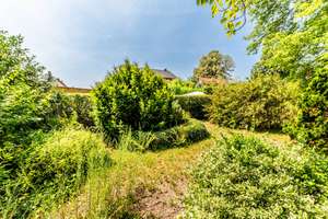 Charmante Doppelhaushälfte mit Wintergarten, großem Garten und viel Gestaltungspotenzial – Die vollständige Adresse der Immobilie erhältst du vom Anbieter., 1279 Laubegast, Dresden – Vorschaubild 27
