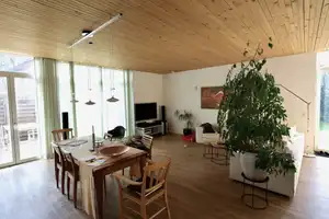 Architektenhaus mit viel Glas und Holz – Landsberg am Lech (Kreis) – Vorschaubild 2