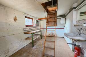 Haus mit Charakter & Nebengebäude – viel Potenzial für kreative Käufer – 60437 Nieder-Eschbach, Frankfurt am Main – Vorschaubild 21