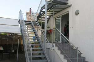 Provisionsfrei* Doppelhaushälfte mit zwei separaten Wohneinheiten, Stellplätzen, Balkon und Terrasse – Die vollständige Adresse der Immobilie erhältst du vom Anbieter., 73035 Göppingen – Vorschaubild 8