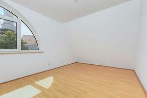 Über den Dächern von Göggingen – großzügige vermietete 3-Zimmer-Wohnung mit Dachterrasse – Die vollständige Adresse der Immobilie erhältst du vom Anbieter., 86199 Göggingen-Nordwest, Augsburg – Vorschaubild 4