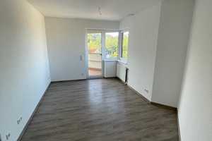 Schöne komplett sanierte 3-Zimmerwohnung mit Balkon in der Wuppertaler Südstadt – Dürerstr. 13, 42119 Wuppertal – Vorschaubild 12