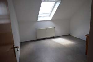 IDEAL FÜR DEN START INS IMMOBILIENEIGENTUM  - 3 ZIMMER – WOHNUNG MIT BESONDEREM FLAIR – Krähenäckerweg 21, 72124 Pliezhausen – Vorschaubild 11