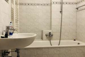 2,5-Zimmer-Wohnung mit Balkon in Essen-Frohnhausen – Rankestraße 32, 45144 Frohnhausen, Essen – Vorschaubild 5