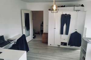 Teilmöblierte 1-Zimmer-Wohnung mit Balkon und EBK in Mögeldorf – Waldstraße 2, 90482 Mögeldorf, Nürnberg – Vorschaubild 2