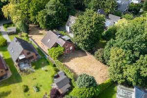Großzügiges Einfamilienhaus mit großem Grundstück in bester Lage von Hamburg-Jenfeld – Die vollständige Adresse der Immobilie erhältst du vom Anbieter., 22043 Jenfeld, Hamburg – Vorschaubild 21