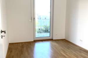 Schwabing-Freimann: Helle, moderne 4-ZI-Wohnung mit durchgehendem Balkon & EBK,  ideal  auch als WG – Max-Bill-Straße 3, 80807 Alte Heide-Hirschau, München – Vorschaubild 7