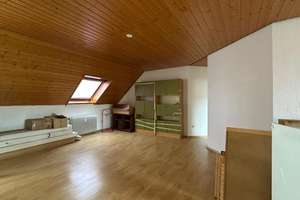 +++Architektonisch geschickt aufgeteiltes Zweifamilienhaus mit Loggia, Terrasse, ebenem Garten un... – Die vollständige Adresse der Immobilie erhältst du vom Anbieter., 66989 Höhfröschen – Vorschaubild 4