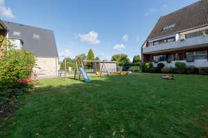 Maisonette-Wohnung mit ca. 170 m², Balkon und zwei Tiefgaragenstellplätzen in Hamburg-Meiendorf – Die vollständige Adresse der Immobilie erhältst du vom Anbieter., 22145 Rahlstedt, Hamburg – Vorschaubild 20