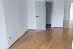 Neuwertige 1-Zimmer-Wohnung mit Balkon in Düsseldorf
