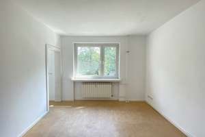 Schräg gegenüber der "Kleinen Schwimmhalle" - Ideale Einsteigerwohnung! – Rathenaustraße 44, 12459 Oberschöneweide, Berlin – Vorschaubild 2