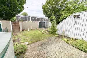 "Gute Raumaufteilung"
Reihenhaus mit Garage in Wiesbaden-Klarenthal – Die vollständige Adresse der Immobilie erhältst du vom Anbieter., 65197 Klarenthal, Wiesbaden – Vorschaubild 15