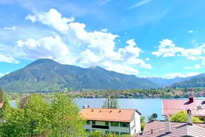 Haus mit unverbaubarem Blick zum Tegernsee, Rottach und Wallberg direkt am Leeberg, Dach ausbaubar – Miesbach (Kreis) – Vorschaubild 25