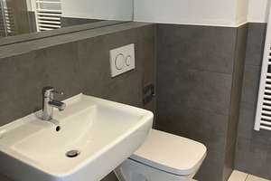 Wunderschöne Dachgeschoss-Neubau-Wohnung mit 2 großen Dachterrassen – Boxhagener Straße 81B, 10245 Friedrichshain, Berlin – Vorschaubild 15