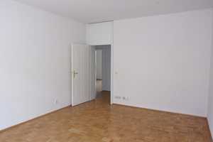 KASSBERG--SONNIGER BALKON--LIFT--PARKETT--3 RÄUME – Kanzlerstraße 41, 9112 Chemnitz – Vorschaubild 3