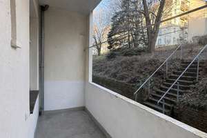 Helle 2-Raum-Wohnung mit Balkon, Küche mit Fenster und Tageslichtbad – Bernsdorfer Straße 87, 9126 Bernsdorf, Chemnitz – Vorschaubild 3
