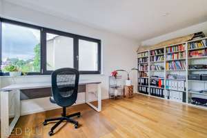 Modernes, hochwertig möbliertes 5-Zimmer Doppelhaus in Sillenbuch mit großer Terrasse – Die vollständige Adresse der Immobilie erhältst du vom Anbieter., 70619 Sillenbuch (Ortsteil), Stuttgart – Vorschaubild 22