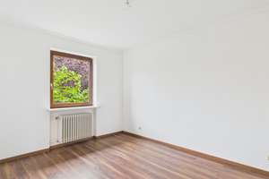 REIHENECKHAUS MIT CHARME, GARTEN, DOPPELGARAGE & VIEL PLATZ FÜR DIE FAMILIE IN GILCHING  – Die vollständige Adresse der Immobilie erhältst du vom Anbieter., 82205 Gilching – Vorschaubild 13