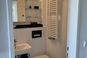 Lichtdurchflutete 1-Zimmerwohnung in Top Lage - möbliert – Augustastraße 28, 40477 Pempelfort, Düsseldorf – Vorschaubild 7