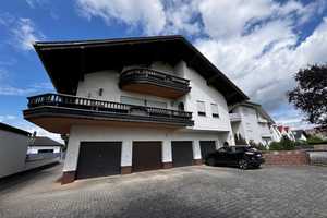 Mehrfamilienhaus mit 4 Wohneinheiten & 4 Garagen - Feldrandlage – Darmstadt-Dieburg (Kreis) – Vorschaubild 1