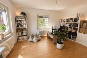 Dreifamilienhaus mit traumhaftem Blick auf den Rotenberg