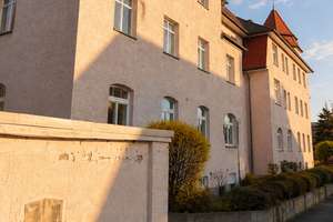Stilvoller Erstbezug im Altbau von 1910 – frisch saniert, hell und sofort bezugsbereit in Heidenau