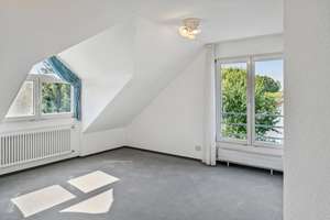Sie haben die Wahl: 1-, 2- oder 3-Familienhaus, exklusives Wohnen in Toplage in Laupheim! – Die vollständige Adresse der Immobilie erhältst du vom Anbieter., 88471 Laupheim – Vorschaubild 9