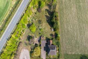 Ein-/Zweifamilienhaus in nahezu Alleinlage mit großem Grundstück in Syke-Barrien – Die vollständige Adresse der Immobilie erhältst du vom Anbieter., 28857 Syke – Vorschaubild 25