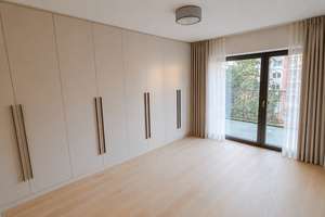 ZOOVIERTEL: WOHNEN IM HAUS BRUNO LAMBART - MIT HISTORIE, DESIGN & VIEL LICHT – Schillerstrasse 12, 40237 Düsseltal, Düsseldorf – Vorschaubild 7