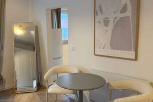 Alll IN Miete inkl Internet ! Stylische 1 Zimmer Wohnung inkl EBK / Waschmaschine /Smart Tv in S-Ost – Hallbergstr 2, 70190 Kernerviertel, Stuttgart – Vorschaubild 2